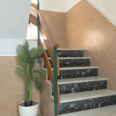 Pensjonat Avenida 3*