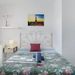 בית הארחה Avenida 3*