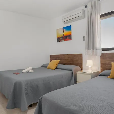 Avenida Коніль-де-ла-Фронтера