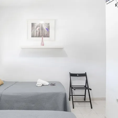 Avenida Коніль-де-ла-Фронтера