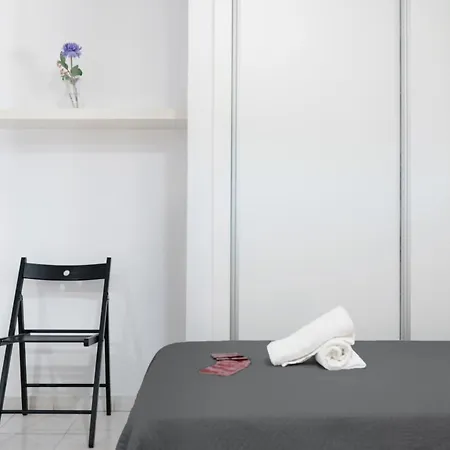 Гостьовий будинок Avenida 3*