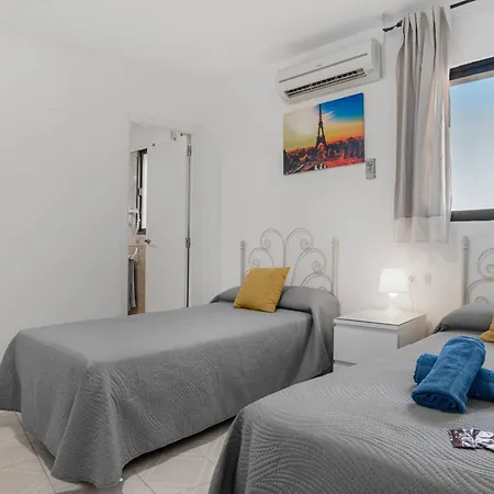 Avenida 3* Коніль-де-ла-Фронтера