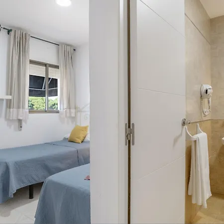 Avenida 게스트하우스 3*
