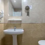 招待所 Avenida 3*