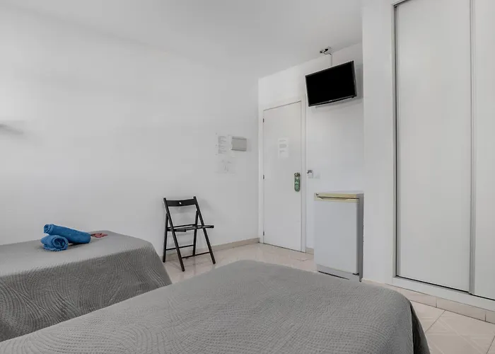 Pensjonat Avenida 3*